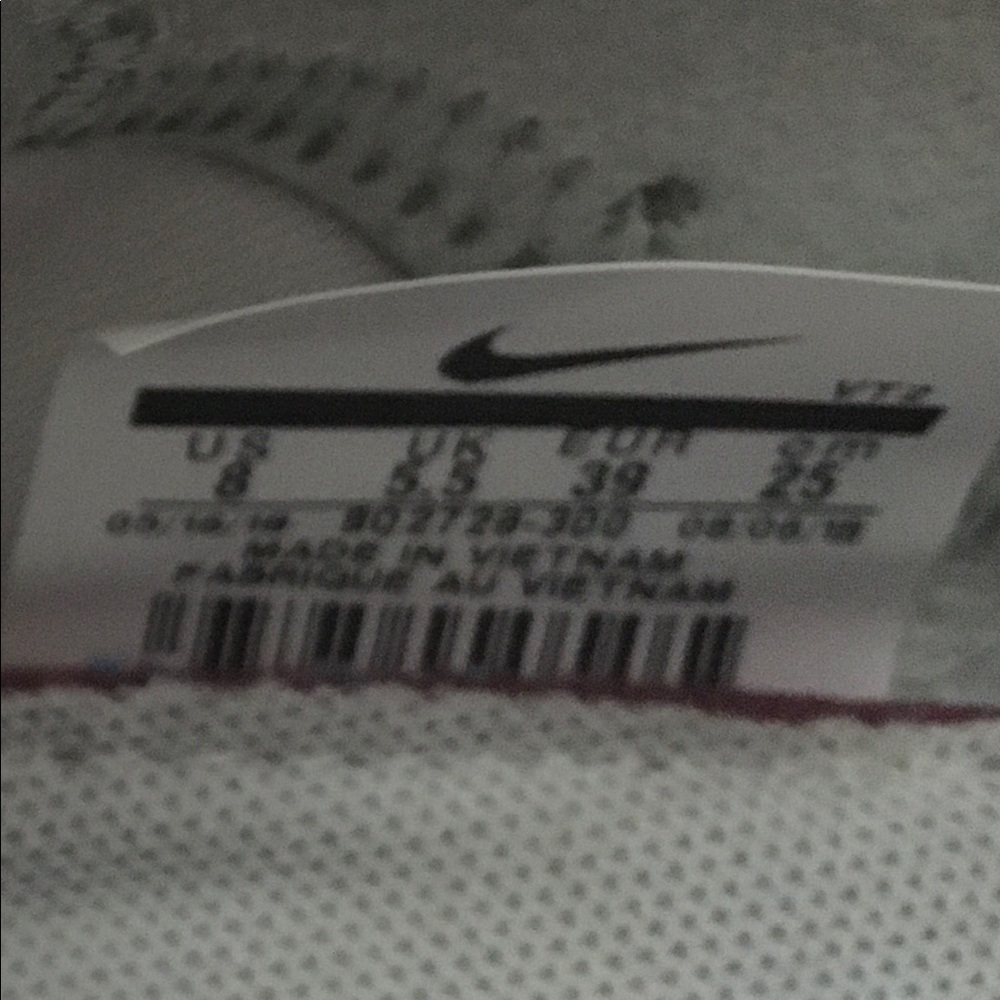 ⬇️Nike React 55 Element Running Shoes - Picture 8 of 8